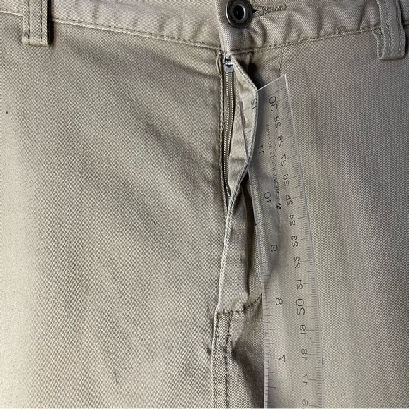 Men’s DC Casual Khaki Straight Pants Size 38 - Picture 2 of 15